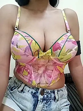 TEEN-BEBO online show from 02/15/26, 07:05