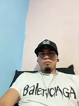 Ricardo2334 online show from 02/26/26, 04:00