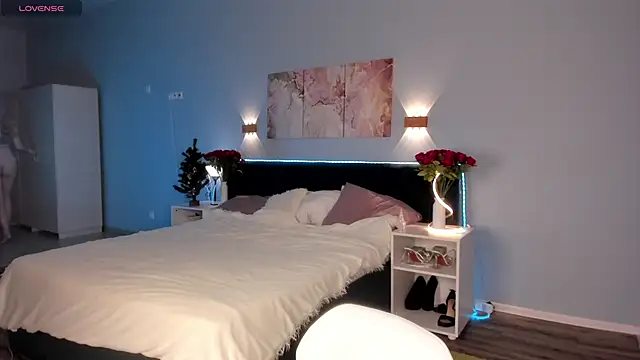 ShyEmma  online show from 12/20/25, 01:12