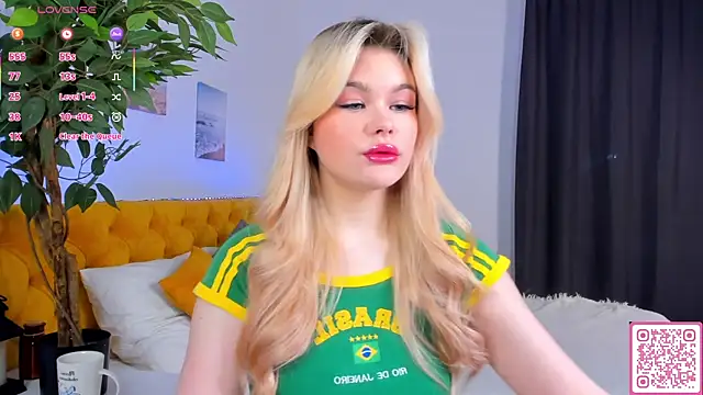 ShyEmma  online show from 03/21/26, 01:10