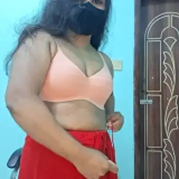 Bristy- online show from 12/04/25, 07:00