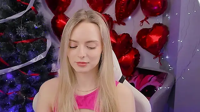 JuliaBrewwer online show from 02/16/26, 02:57