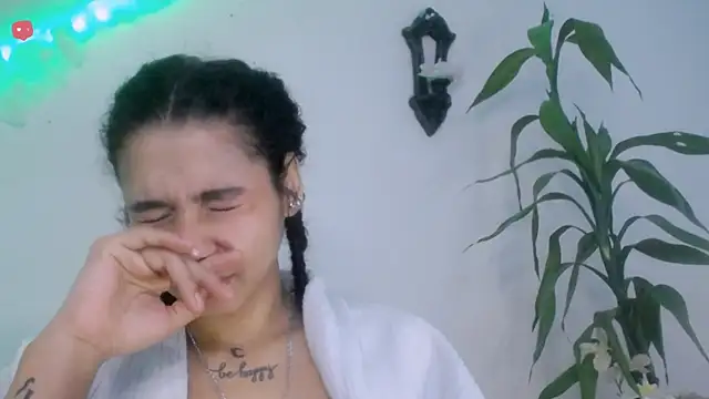 Snapshot of Nocturnawitch chatting on 09/18/25, 02:41 Nocturnawitch online show from 09/18/25, 02:41