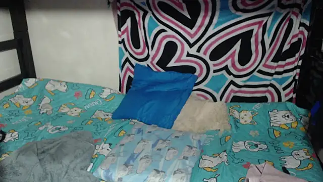 Snapshot of luzclaritaRamirez chatting on 11/12/25, 12:11 luzclaritaRamirez online show from 11/12/25, 12:11