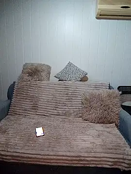 BigAssMom  online show from 04/04/26, 07:22