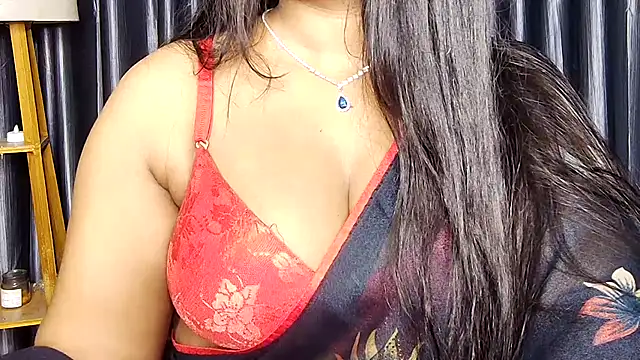 Snapshot of Webrowncouple chatting on 11/22/25, 04:11 Webrowncouple online show from 11/22/25, 04:11