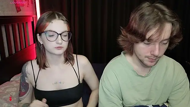 Snapshot of ellen_and_danny chatting on 09/16/25, 05:14 ellen and danny online show from 09/16/25, 05:14