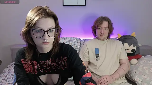 Snapshot of ellen_and_danny chatting on 10/14/25, 05:25 ellen and danny online show from 10/14/25, 05:25