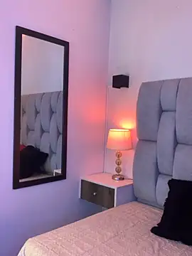 Mia volkova online show from 12/05/25, 12:25