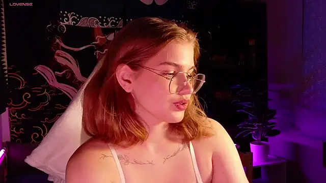 SophieMurrr online show from 07/03/26, 08:15