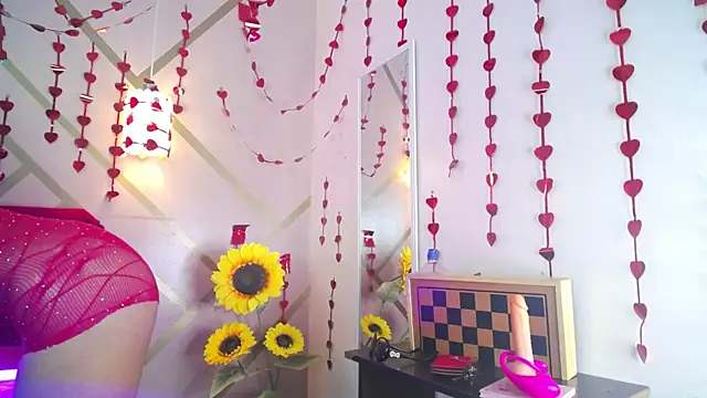 Snapshot of brendaliive chatting on 09/13/25, 08:41 brendaliive online show from 09/13/25, 08:41