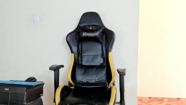 Snapshot of HELLSTAR chatting on 11/01/25, 09:17 HELLSTAR online show from 11/01/25, 09:17