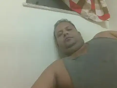 simpleboldguy277 online show from 11/06/25, 03:57