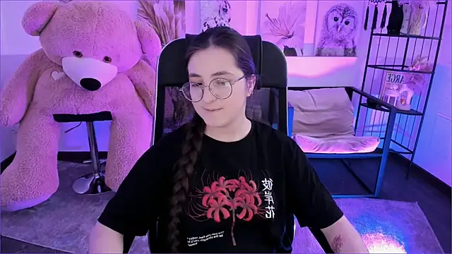 VirtuallVoyant online show from 12/04/25, 08:45