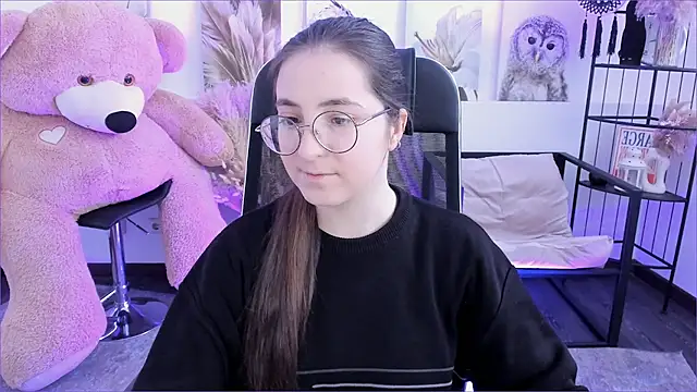 VirtuallVoyant online show from 12/16/25, 07:13