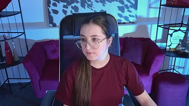 VirtuallVoyant online show from 04/09/26, 07:08