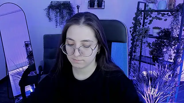 VirtuallVoyant online show from 04/16/26, 07:25