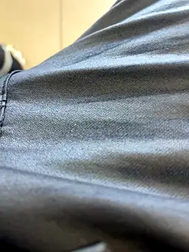 kamo012000 online show from 10/13/25, 08:03