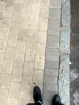 kamo012000 online show from 12/02/25, 09:14