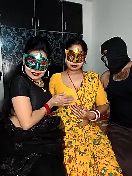 Snapshot of Sexy_kaira01 chatting on 12/16/25, 12:32 Sexy kaira01 online show from 12/16/25, 12:32