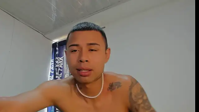  Logan Colton  online show from 09/22/25, 05:37