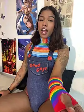 cam11 07 online show from 10/25/25, 04:13