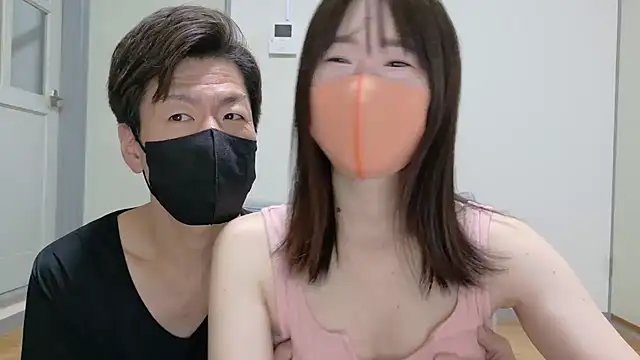 Snapshot of Miku-ooo chatting on 09/28/25, 03:12 Miku-ooo online show from 09/28/25, 03:12