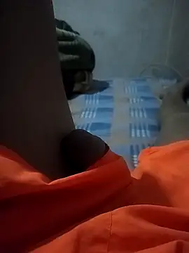 Snapshot of svvagesexyy chatting on 10/26/25, 08:15 svvagesexyy online show from 10/26/25, 08:15