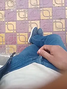 Snapshot of svvagesexyy chatting on 11/05/25, 07:52 svvagesexyy online show from 11/05/25, 07:52