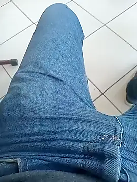 Snapshot of svvagesexyy chatting on 11/13/25, 07:51 svvagesexyy online show from 11/13/25, 07:51