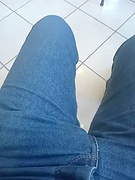 Snapshot of svvagesexyy chatting on 11/26/25, 07:53 svvagesexyy online show from 11/26/25, 07:53