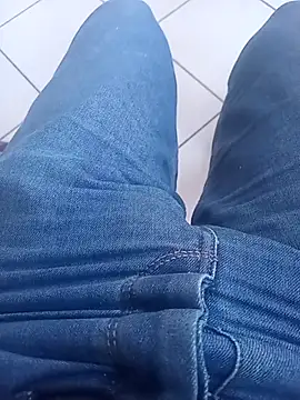 Snapshot of svvagesexyy chatting on 11/29/25, 07:44 svvagesexyy online show from 11/29/25, 07:44