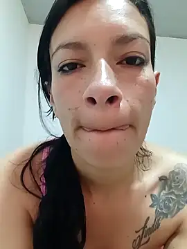 Snapshot of kim_lebanon chatting on 11/22/25, 12:15 kim lebanon online show from 11/22/25, 12:15