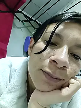 Snapshot of kim_lebanon chatting on 12/16/25, 08:19 kim lebanon online show from 12/16/25, 08:19