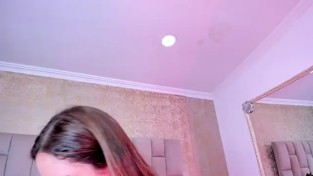 cloesummerr  online show from 09/26/25, 01:59