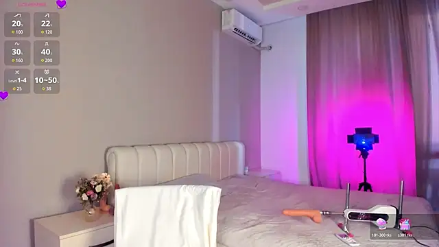 Snapshot of Clarity_Yumi chatting on 11/01/25, 12:51 Clarity Yumi online show from 11/01/25, 12:51