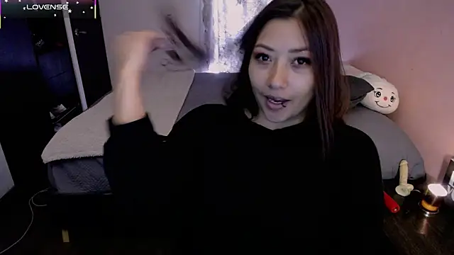 Snapshot of Mia_1120 chatting on 06/16/26, 06:32 Mia 1120 online show from 06/16/26, 06:32
