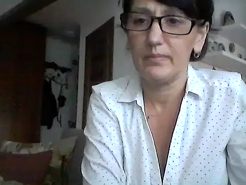 Snapshot of Elena48324 chatting on 12/05/25, 12:25 Elena48324 online show from 12/05/25, 12:25