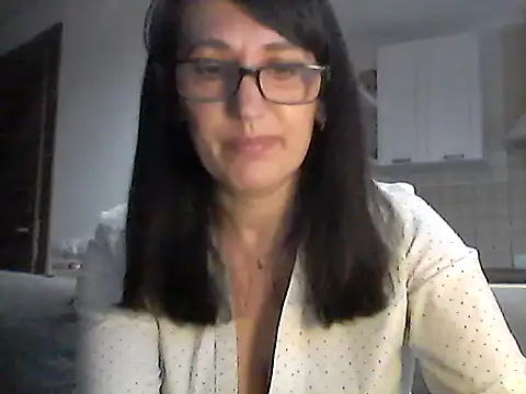 Elena48324 online show from 04/16/26, 05:03