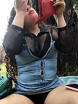 Yaya watson online show from 11/08/25, 08:29