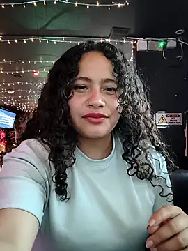 Yaya watson online show from 11/18/25, 09:41