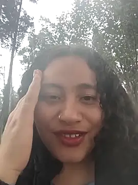 Yaya watson online show from 12/22/25, 06:27