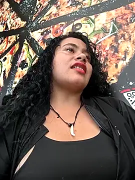 Yaya watson online show from 04/11/26, 07:40