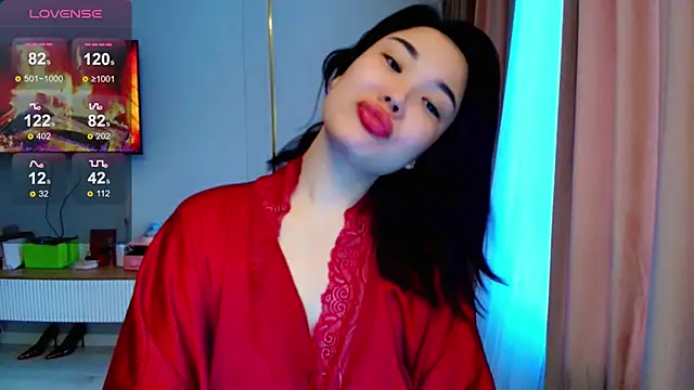 hwa rin online show from 12/17/25, 03:45