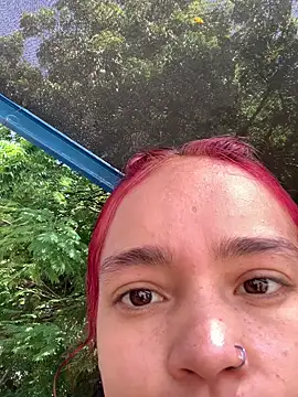 Dafne Mel online show from 02/05/26, 04:33