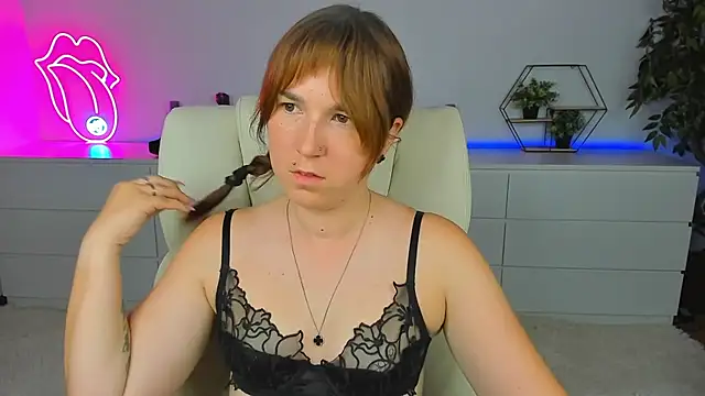 Snapshot of Sofii_darling chatting on 09/12/25, 06:41 Sofii darling online show from 09/12/25, 06:41