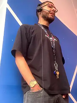 malek xarx  online show from 01/16/26, 01:48