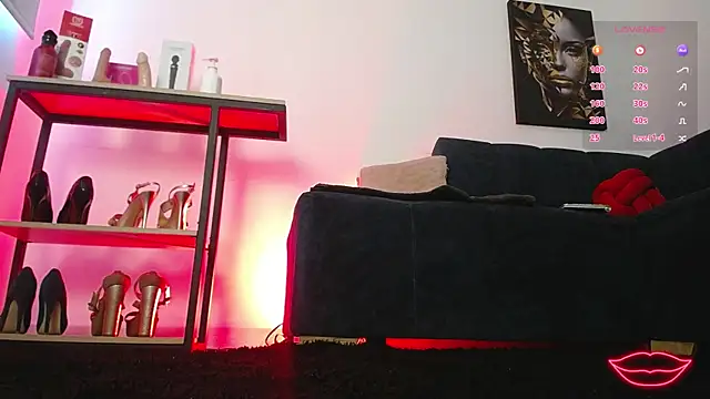 Snapshot of tiana_rosse_ chatting on 07/14/26, 12:33 tiana rosse online show from 07/14/26, 12:33
