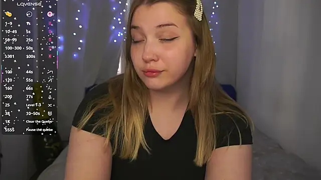 CuteSharloti online show from 06/05/26, 06:24