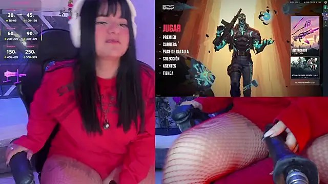 Snapshot of EternaAura chatting on 11/04/25, 01:10 EternaAura online show from 11/04/25, 01:10